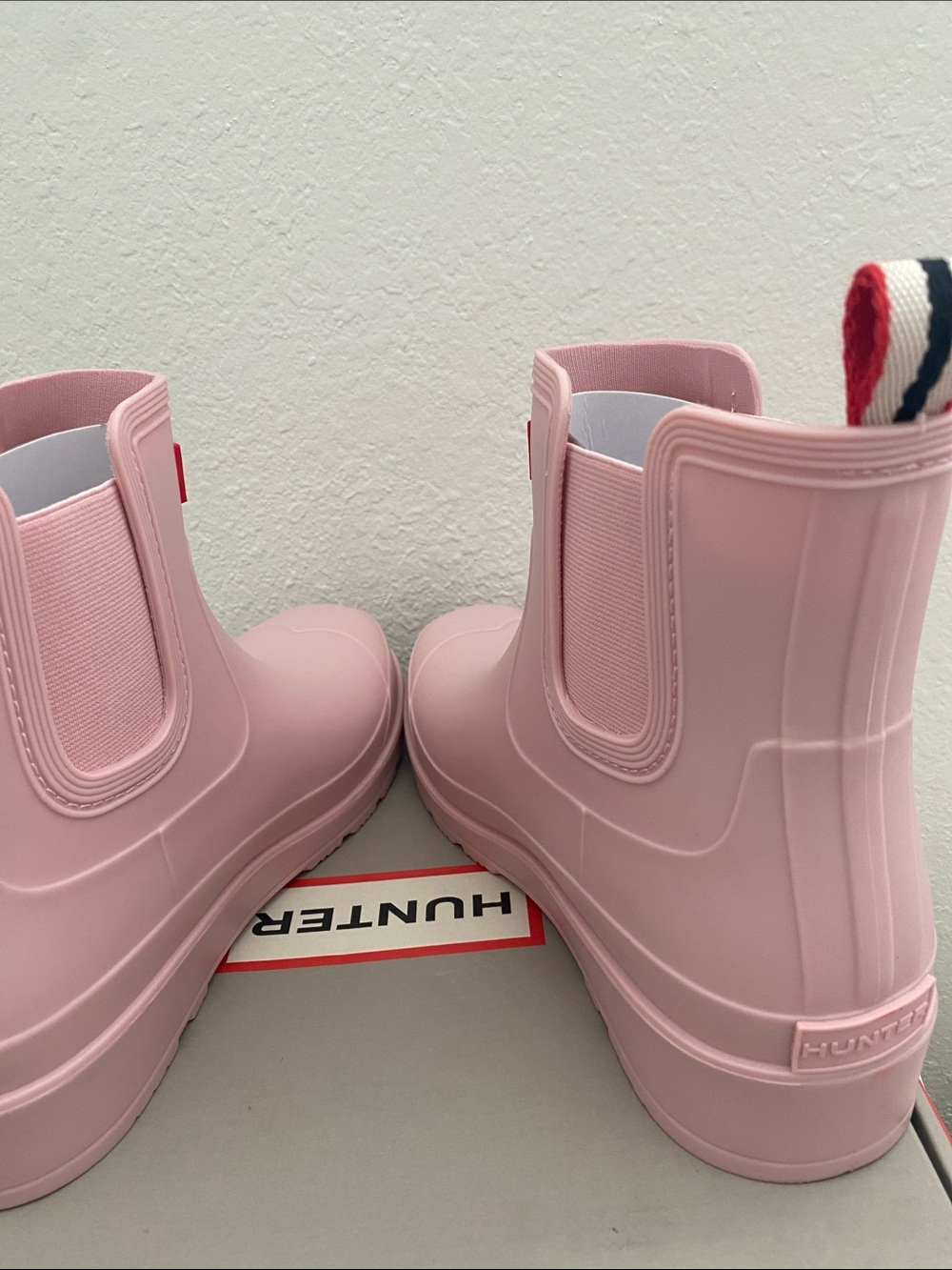 Hunter Tabitha Medium Pink Rain Boots - Picture 5 of 7